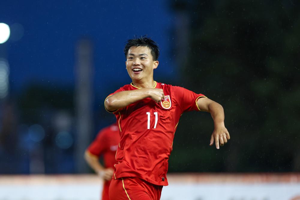 曼联备战西汉姆联：库尼亚复出，年轻球员获信任